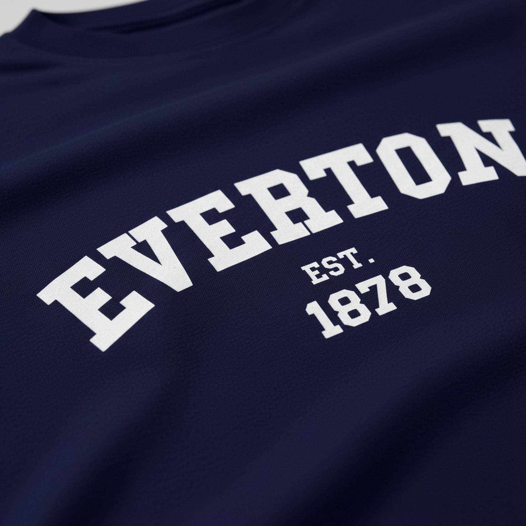 Print close-up on premium cotton. Dark Everton College White Design T-Shirt. Forever Everton.